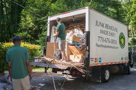 Best Estate Cleanout  in Broxton, GA